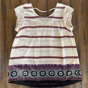 Daniel Rainn Women’s Ivory and Red Patterned Cap Sleeve Top Size M